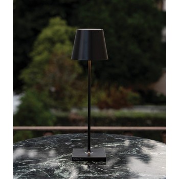 LED table lamp Poldina Pro Black rechargeable and dimmable with battery up to 12 hours. Outdoor IP65.