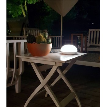 1w battery led lamp. Ideal on an outdoor table, in a gazebo or a canopy. Modern and design.
