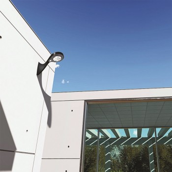 1000lm crepuscular solar led wall spotlight and presence sensor. Ideal for places without electricity.