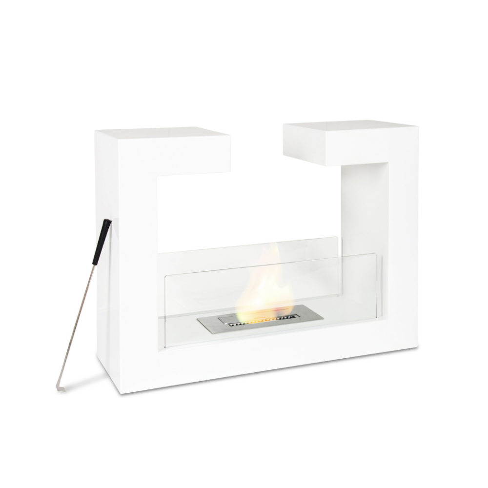 White portable floor bio-fireplace, modern and versatile design with an autonomy of up to 3 hours. Furnishing accessory.