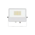 Faro a led sky 40W IP65 switch, ideale da installare per illuminare cortili, garage, ingressi di magazzini o spazi esterni